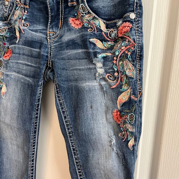 Grace in LA Distressed Floral Embroidered Skinny Size 26 Jeans Vintage Cute! - Picture 3 of 15